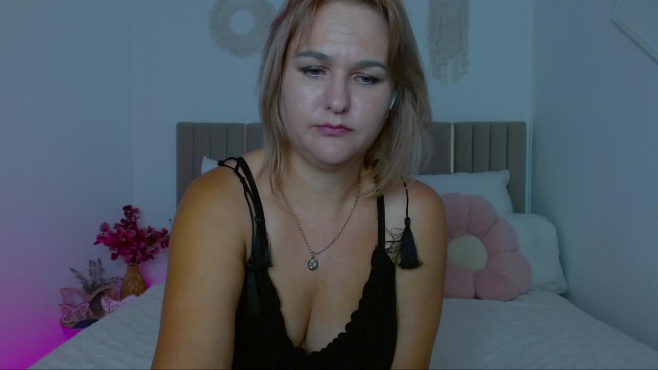 Olivia-muse Adult Chat August 25, 2026