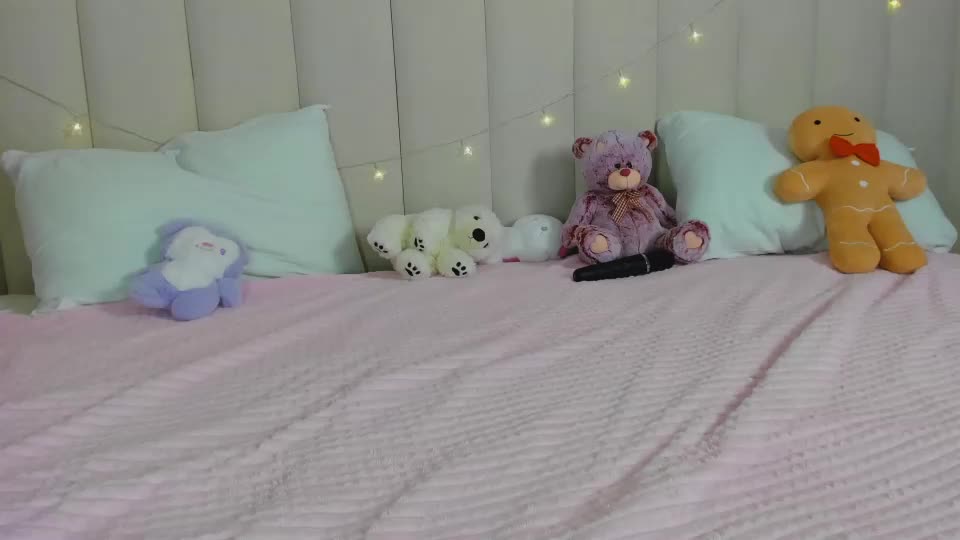 adele_silvyy Adult Chat August 25, 2026