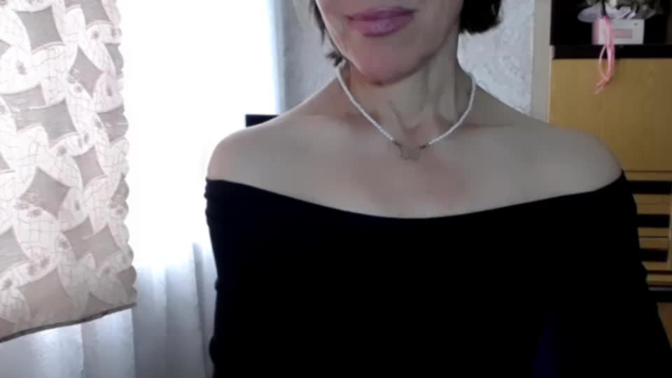LadyL09 Adult Chat August 25, 2026