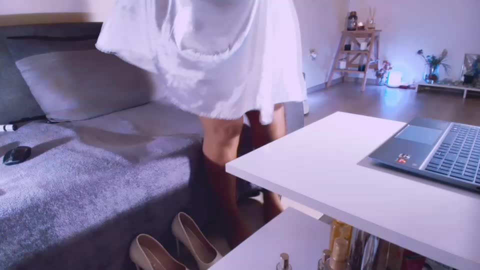 mylegsonheels Adult Chat August 25, 2026