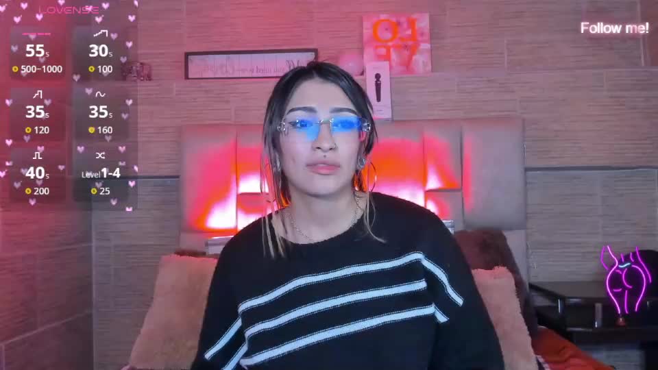 mia_smoke_ Adult Chat August 25, 2026