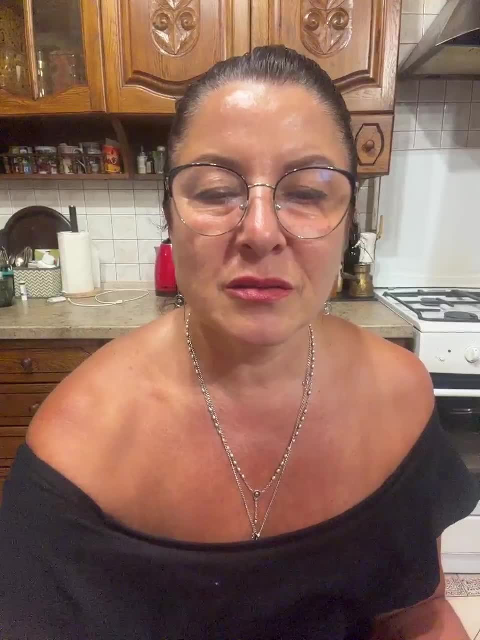 Fiona7 Adult Chat August 26, 2026