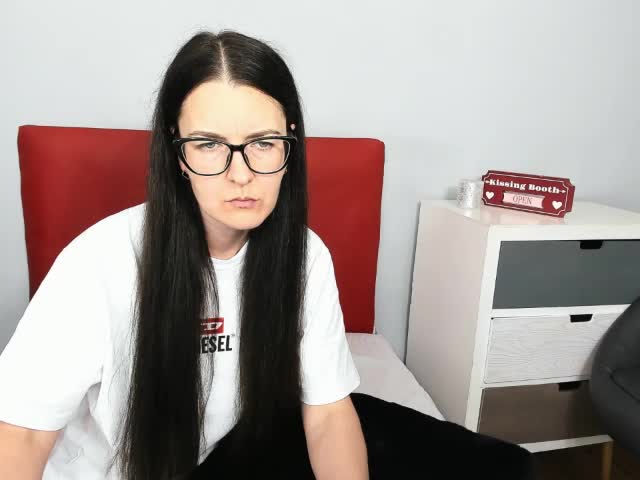 NadiaAmore Adult Chat August 26, 2026