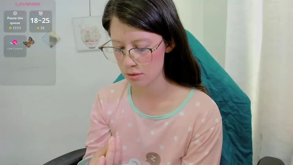 zooeybelair Adult Chat August 26, 2026