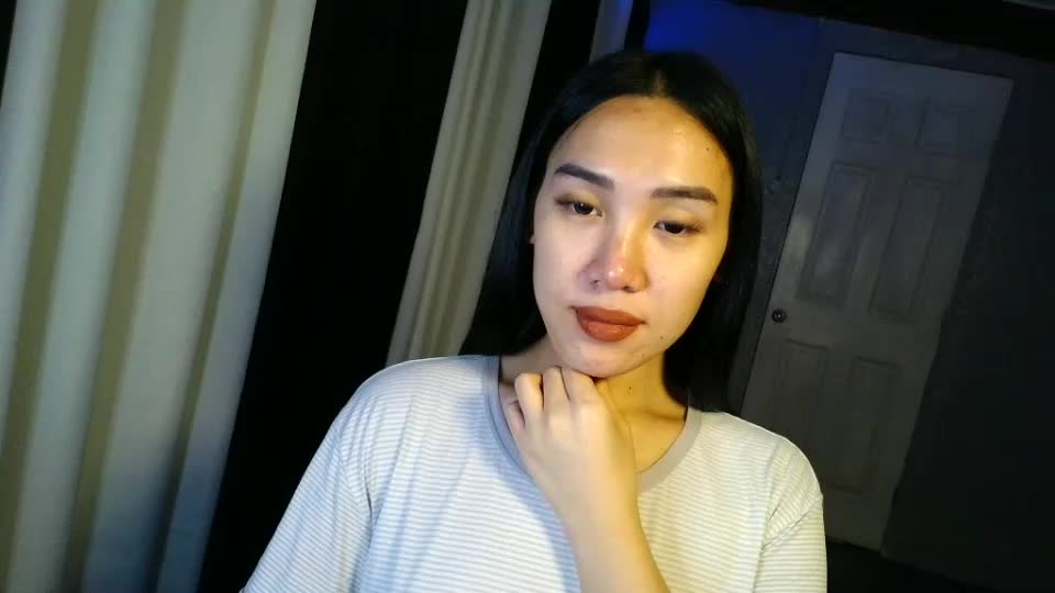 sexy_queeniex Adult Chat August 26, 2026