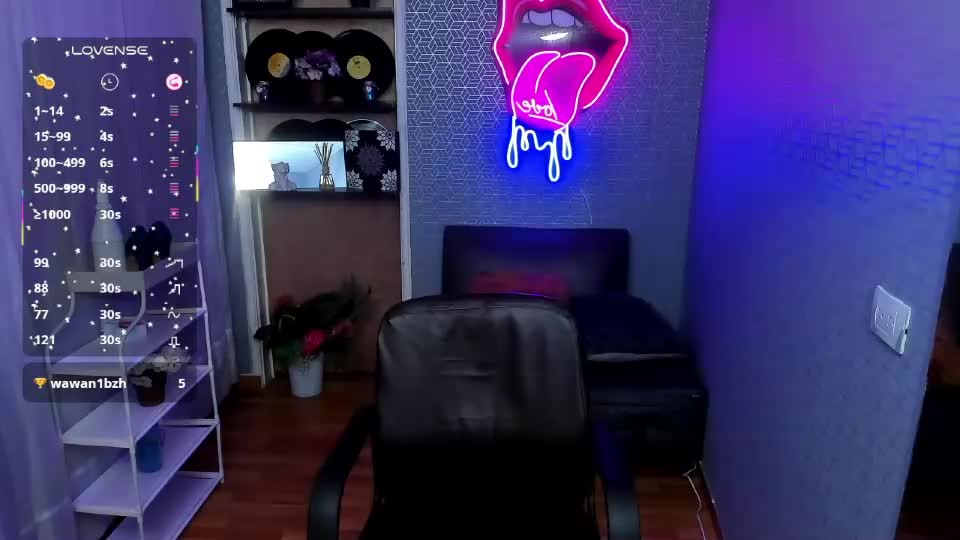 nicolle_silva Adult Chat August 26, 2026