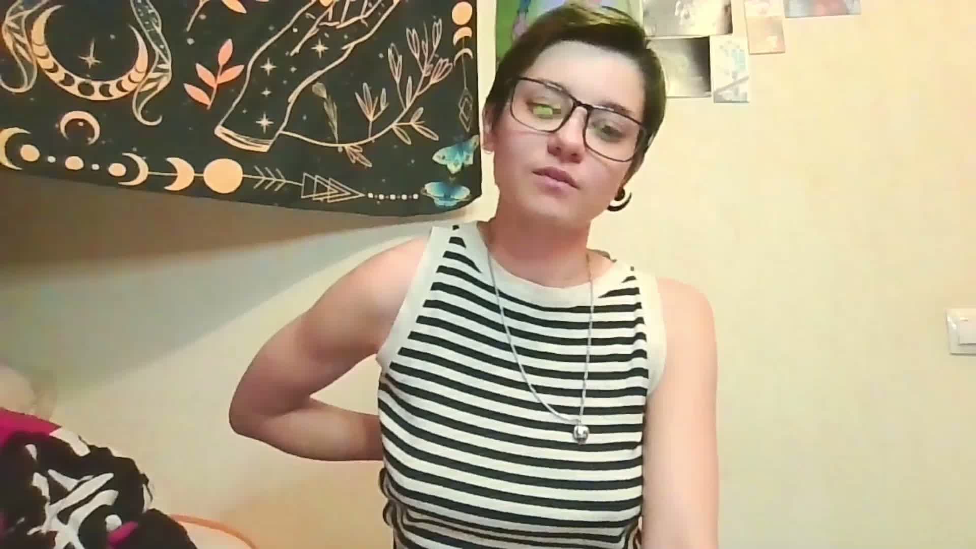 uwu-emmy Adult Chat August 26, 2026