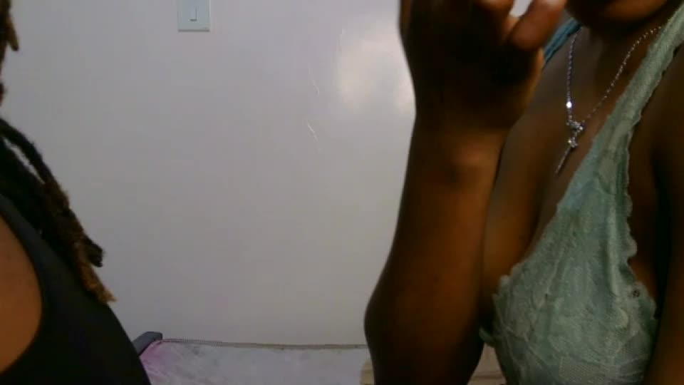 zuri_blaire Adult Chat August 27, 2026