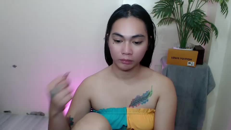 urasian_erica Adult Chat August 27, 2026