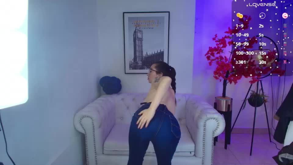 veronica_miiller Adult Chat August 26, 2026