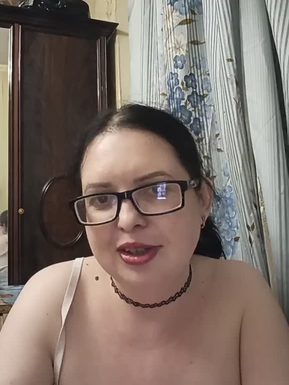 Anna-Gold3 Adult Chat August 27, 2026