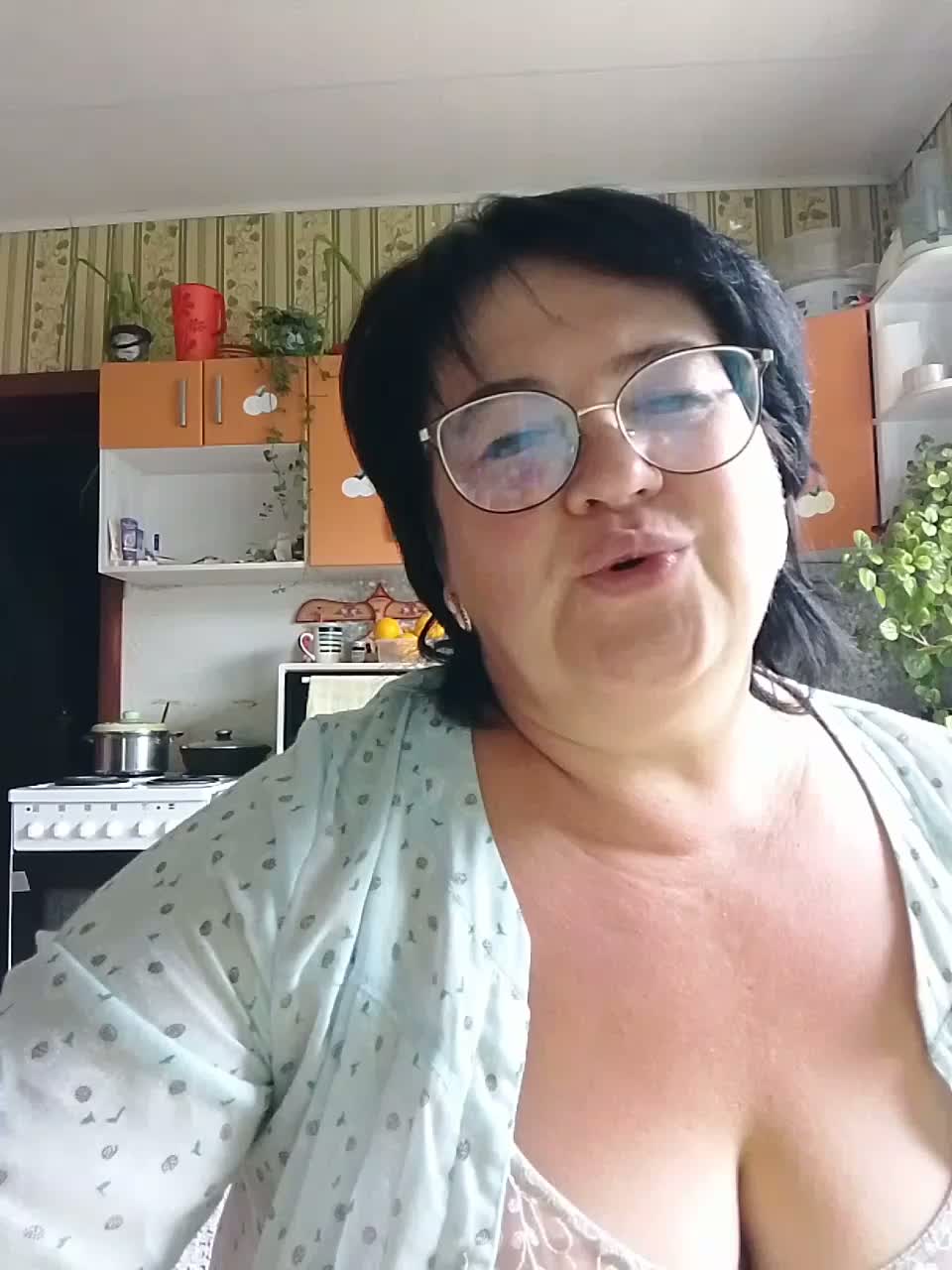 Tanya19722 Adult Chat August 27, 2026