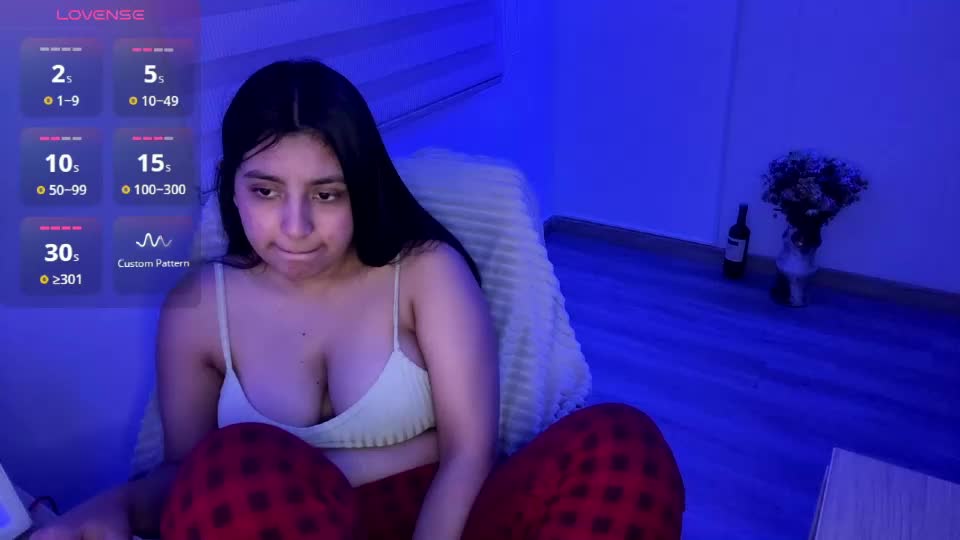 cloe_small08 Adult Chat August 27, 2026