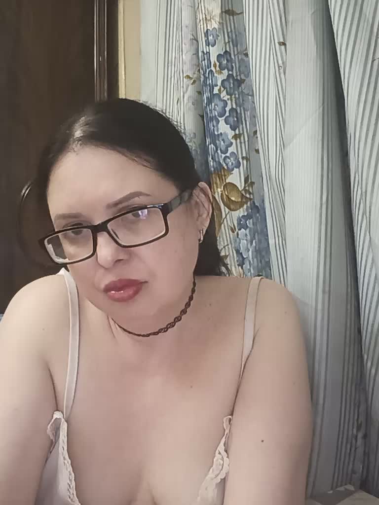 Anna-Gold3 Adult Chat August 26, 2026