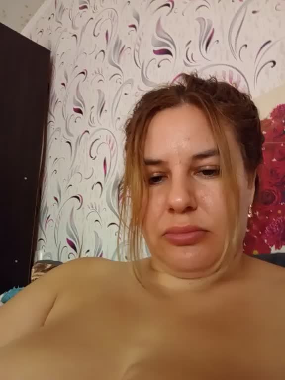 AvaQueen Adult Chat August 26, 2026