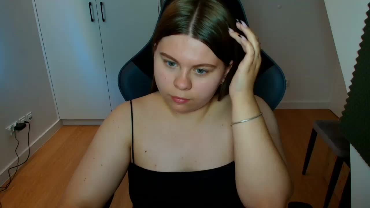 AbbyMint Adult Chat August 27, 2026