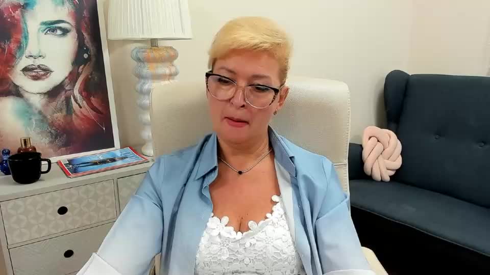 luna_xfantasy Adult Chat August 27, 2026