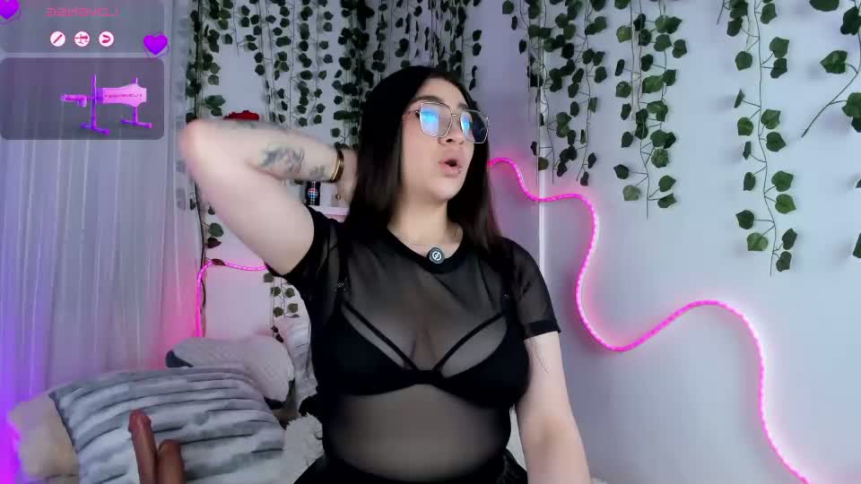samii_evanns Adult Chat August 27, 2026
