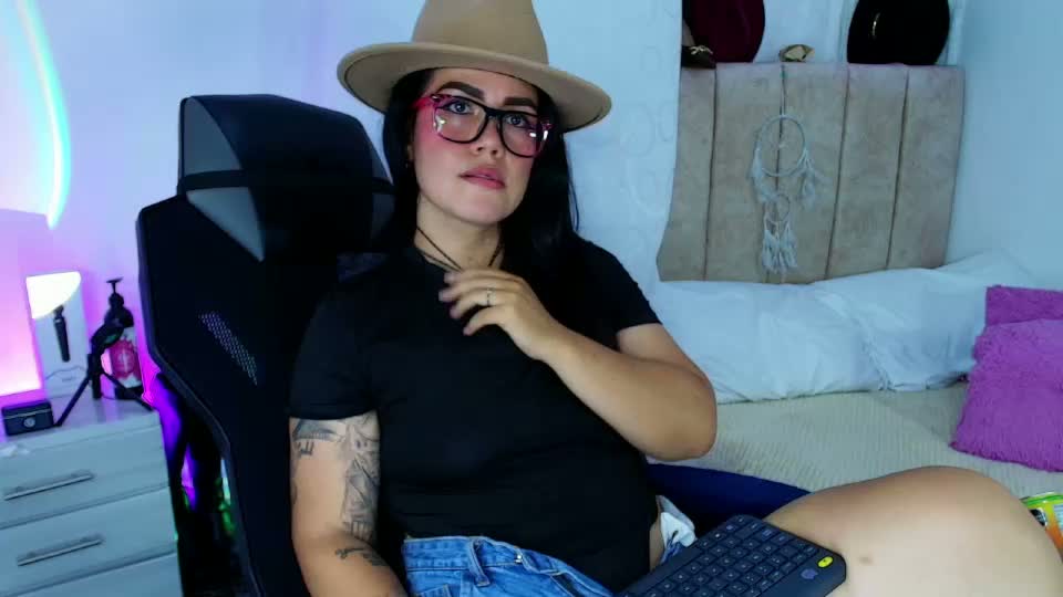 bunnykat_ Adult Chat August 27, 2026