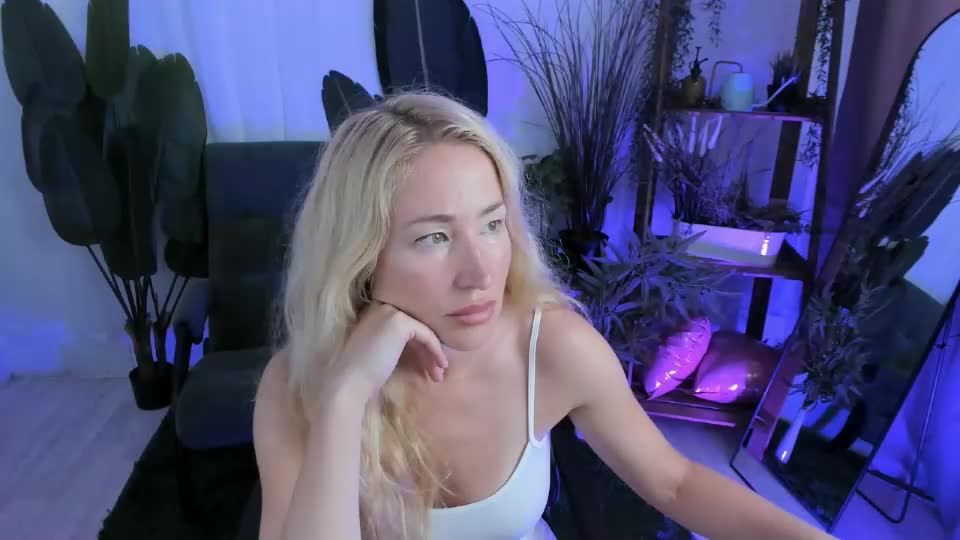 astramonroe Adult Chat August 26, 2026