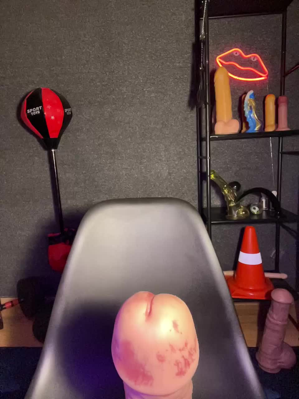 GloriaLove Adult Chat August 27, 2026
