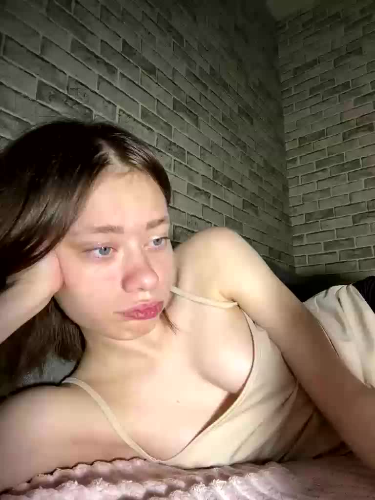 18YoungPussy18 Adult Chat August 27, 2026