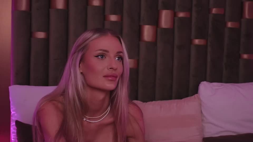 ameliaangell Adult Chat August 27, 2026
