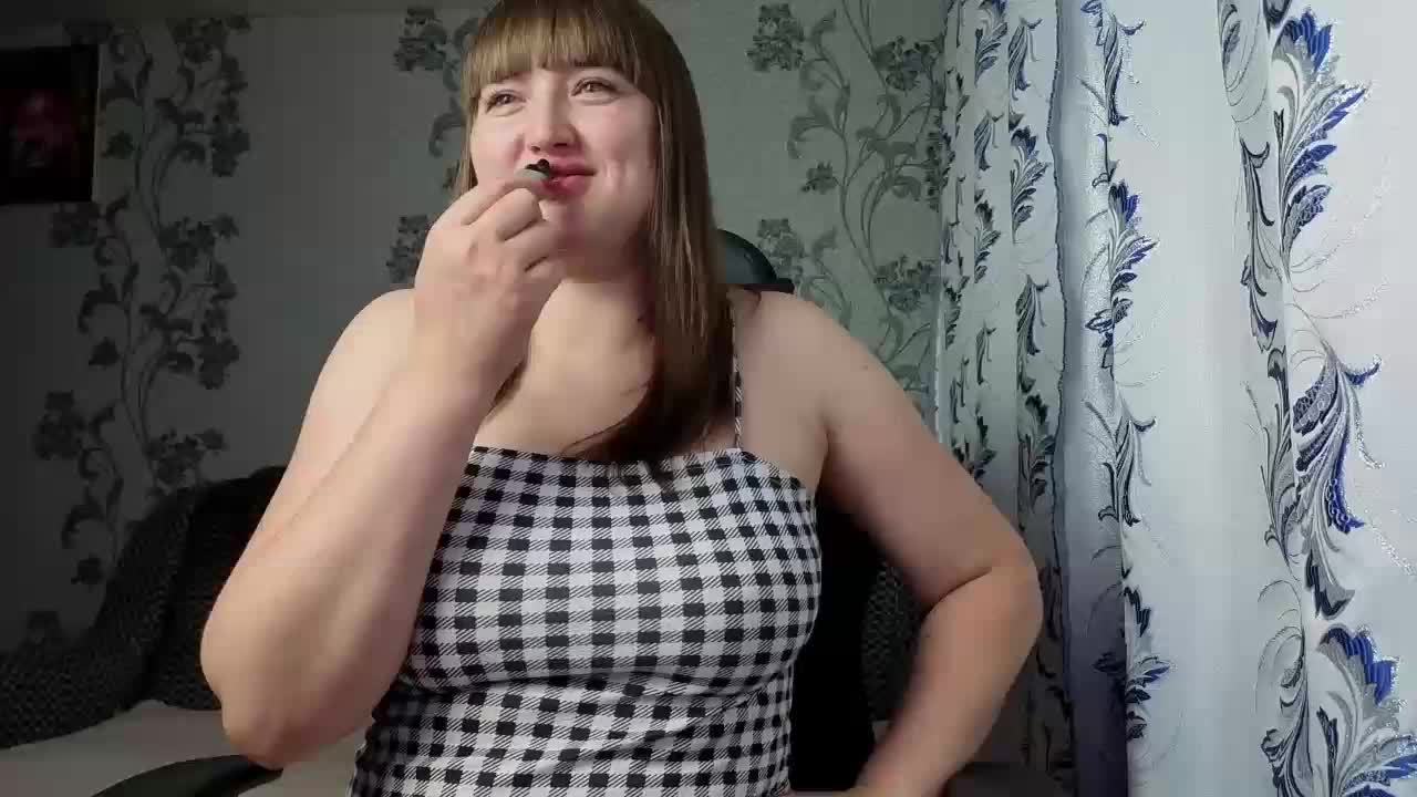 JulietteBunny Adult Chat August 27, 2026