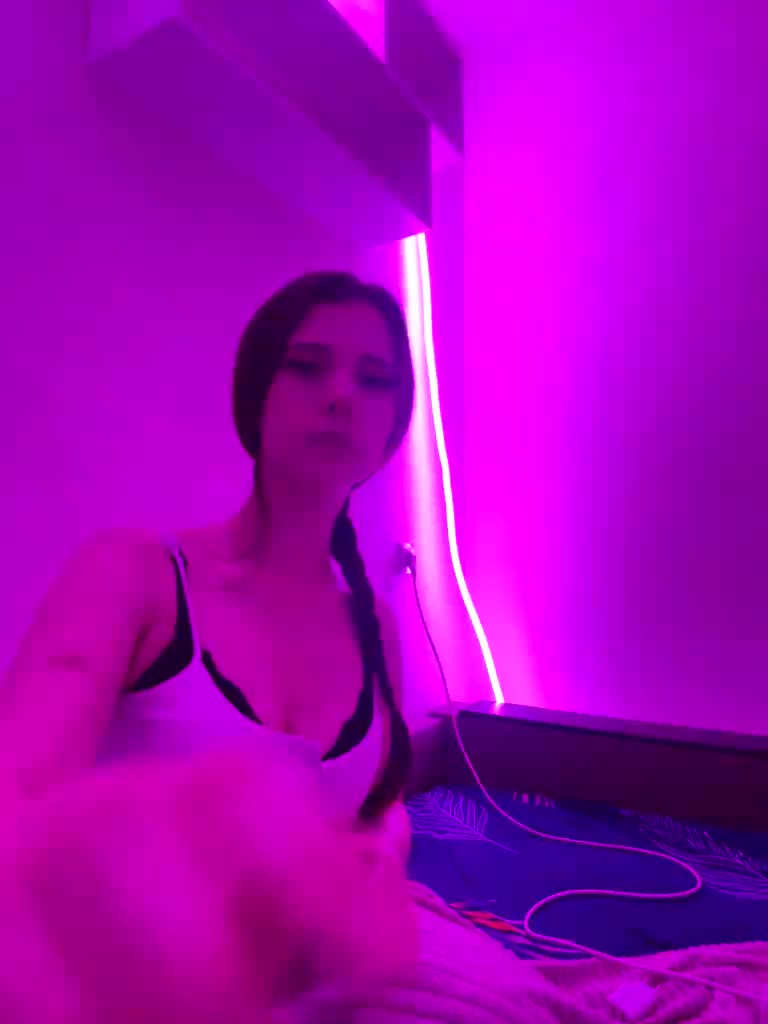 milana-stars Adult Chat August 27, 2026