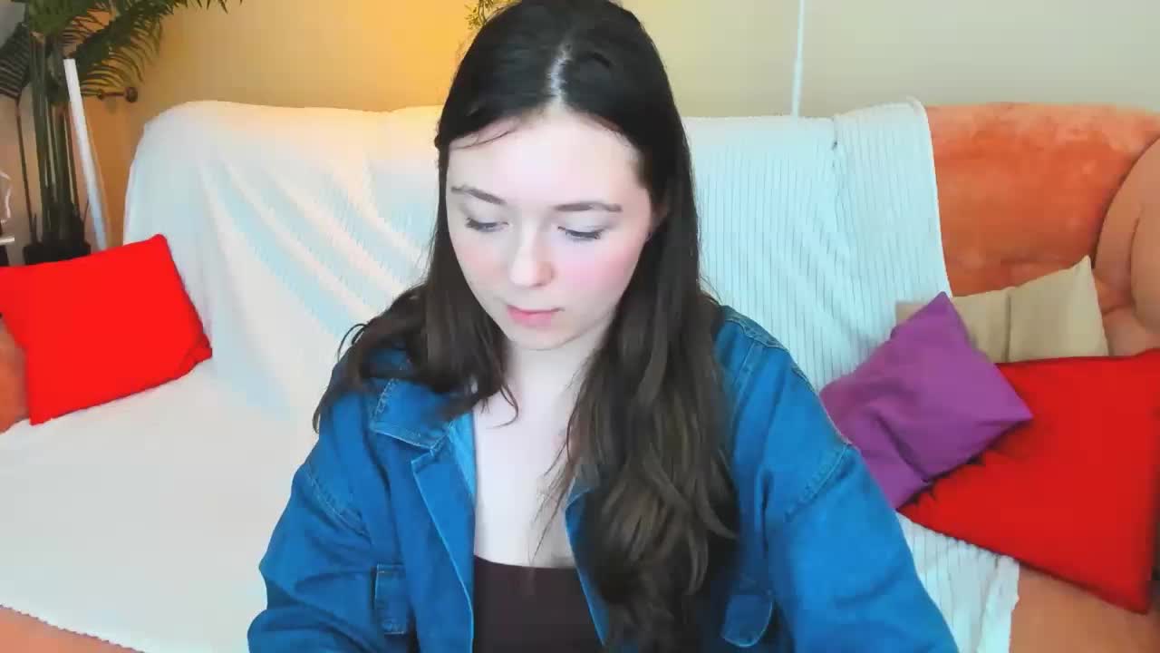 AlluringLookk Adult Chat August 27, 2026