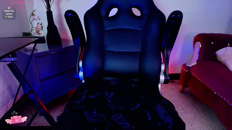 iris_roses Adult Chat August 27, 2026