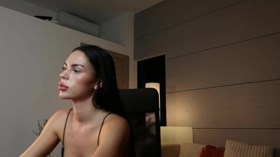 tatianaxoxo1 Adult Chat August 27, 2026