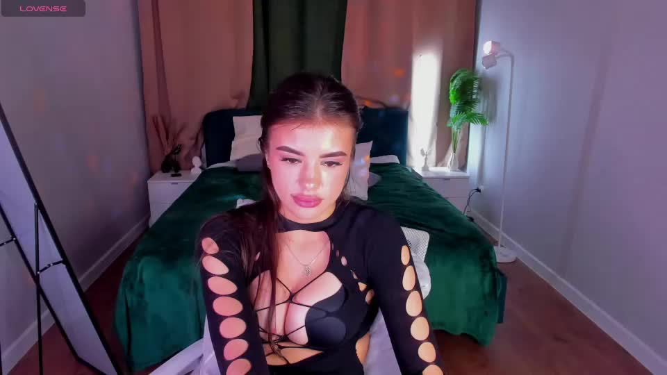 alisha_blakee Adult Chat August 27, 2026