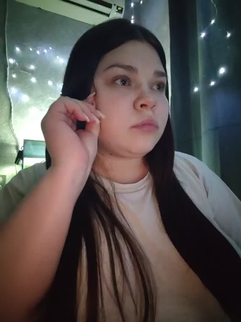Karina-15 Adult Chat August 27, 2026