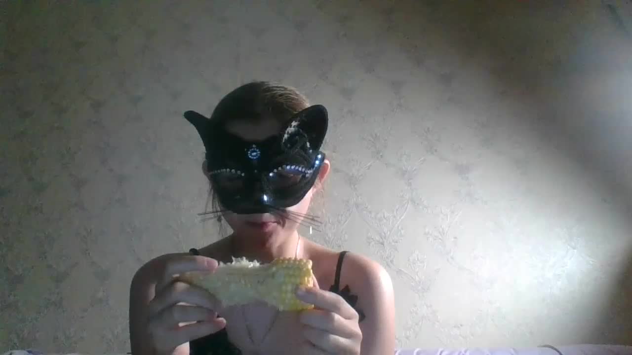 Kitii___ Adult Chat August 28, 2026