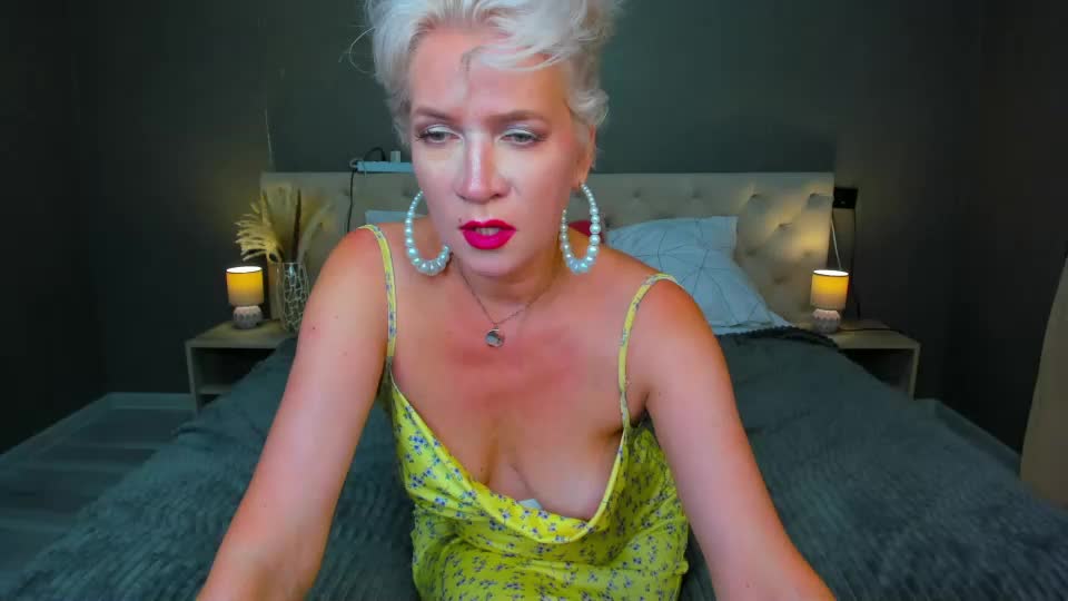 ann_curt Adult Chat August 28, 2026