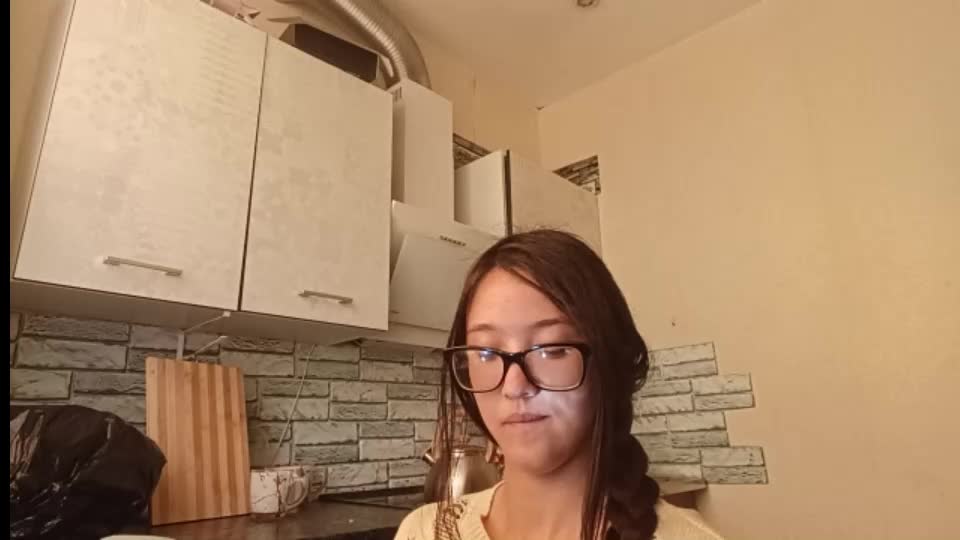 elouisevallian Adult Chat August 27, 2026
