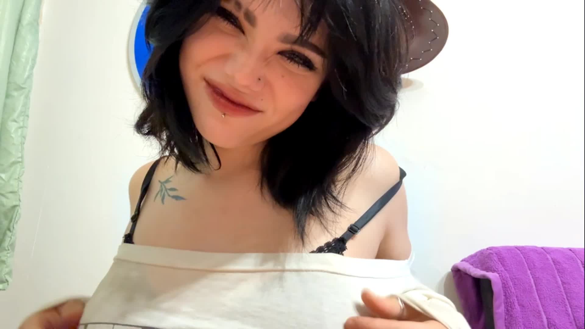 JessyFlowers Adult Chat August 28, 2026