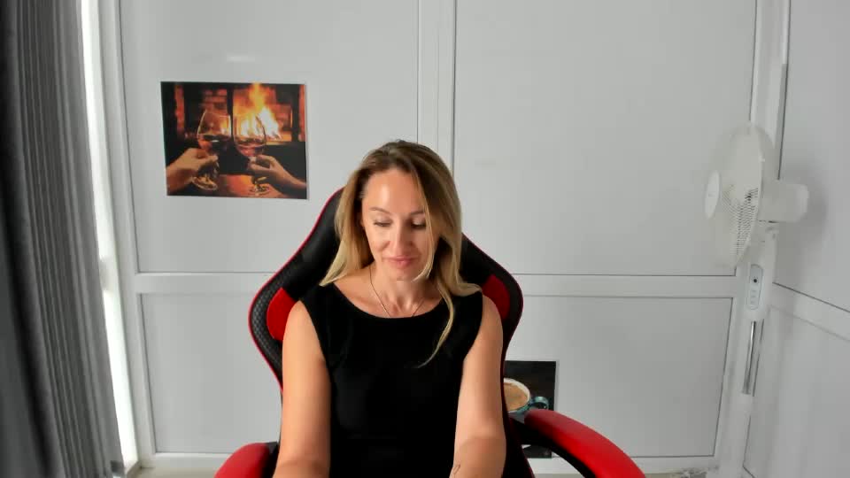 elinarosee Adult Chat August 27, 2026