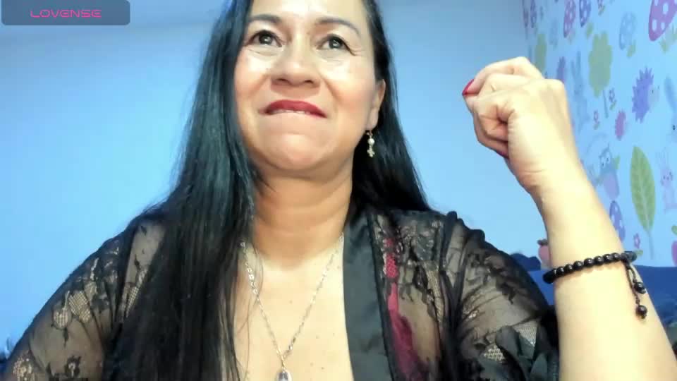 tyna_b Adult Chat August 28, 2026