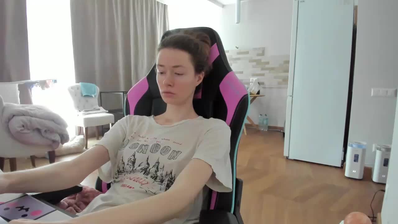ooksiiii Adult Chat August 27, 2026