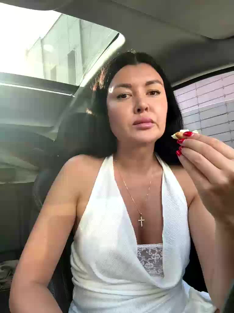 KATRINSEXY Adult Chat August 28, 2026