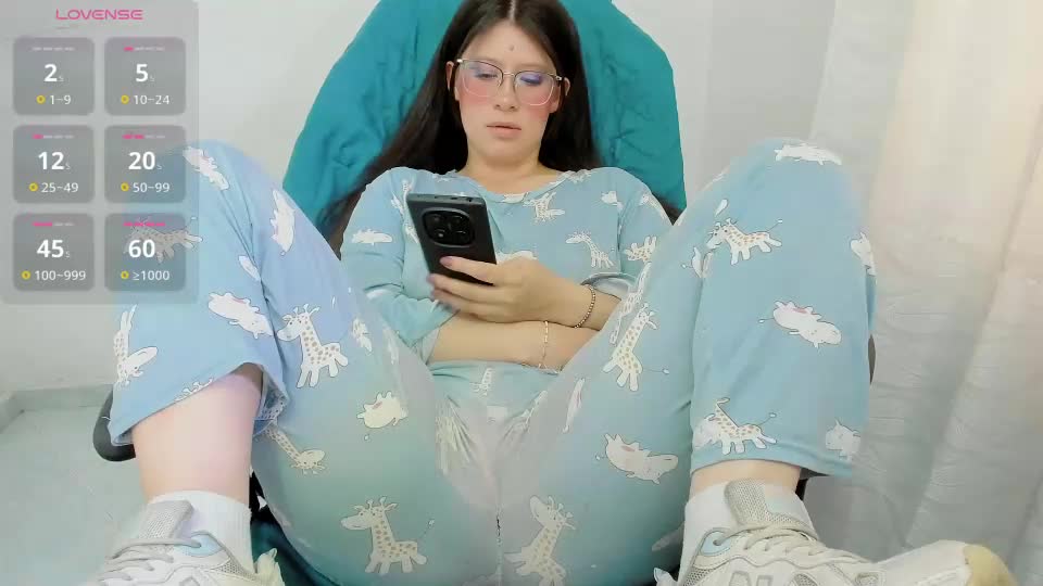 zooeybelair Adult Chat August 28, 2026