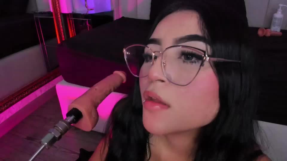 luna__velvett_ Adult Chat August 28, 2026