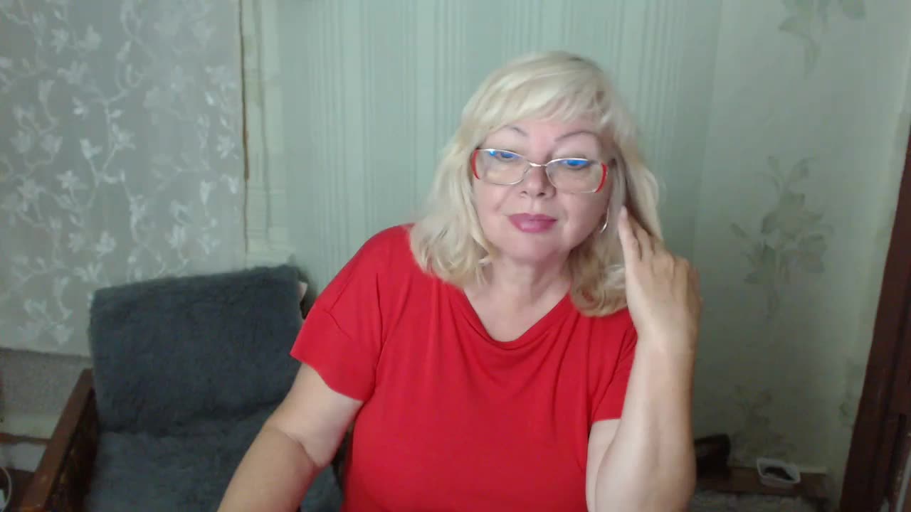 EvelynLoveShy Adult Chat August 28, 2026