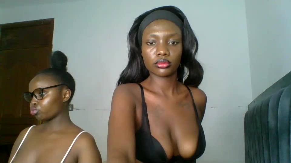 peach_ebonny Adult Chat August 28, 2026