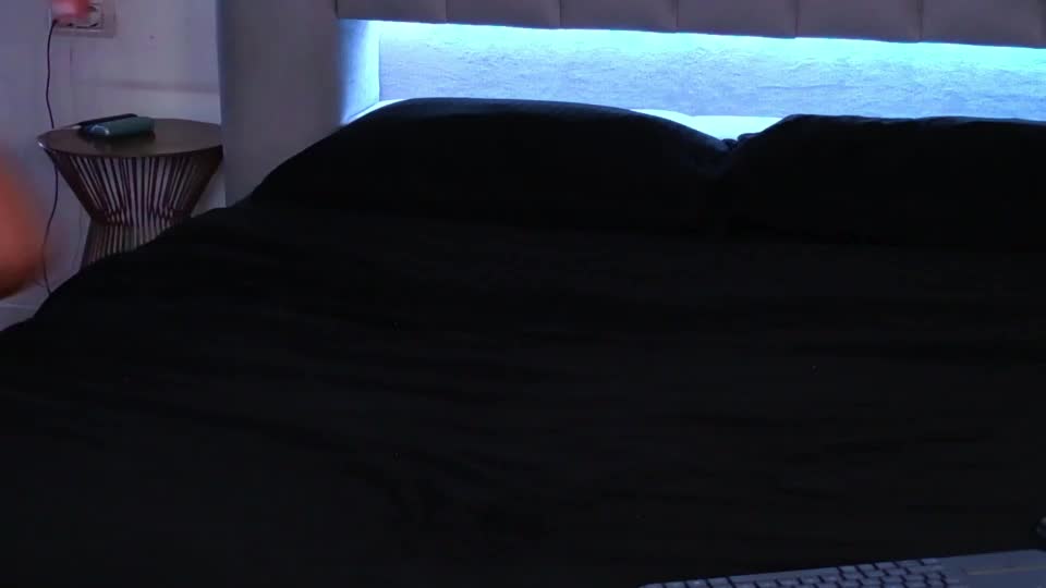 evanew_ Adult Chat August 28, 2026