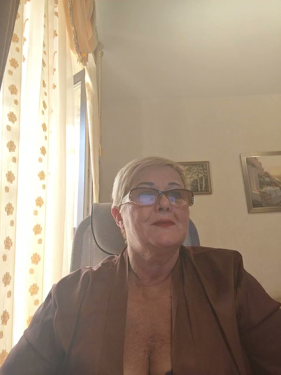 KarinkaSweet Adult Chat August 29, 2026