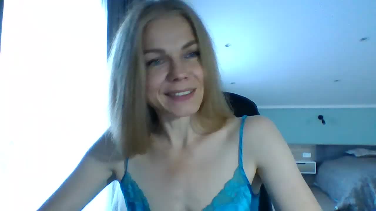 BlondaTina Adult Chat August 29, 2026