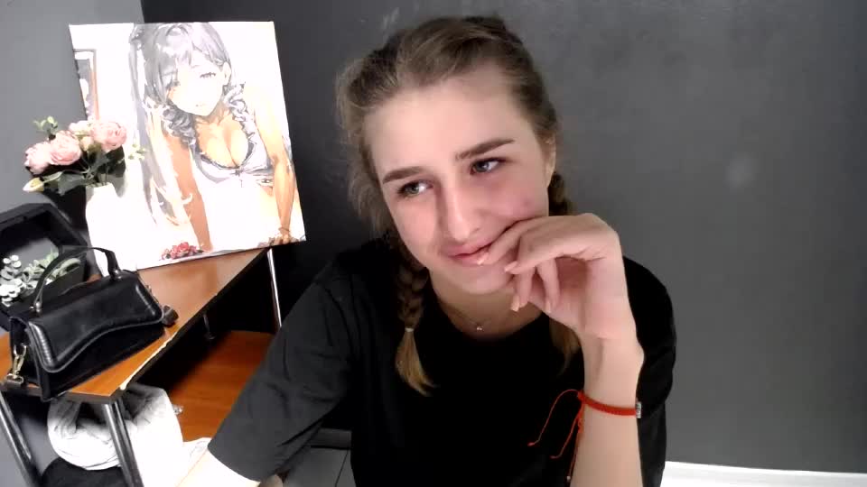 moon_sirennn Adult Chat August 29, 2026